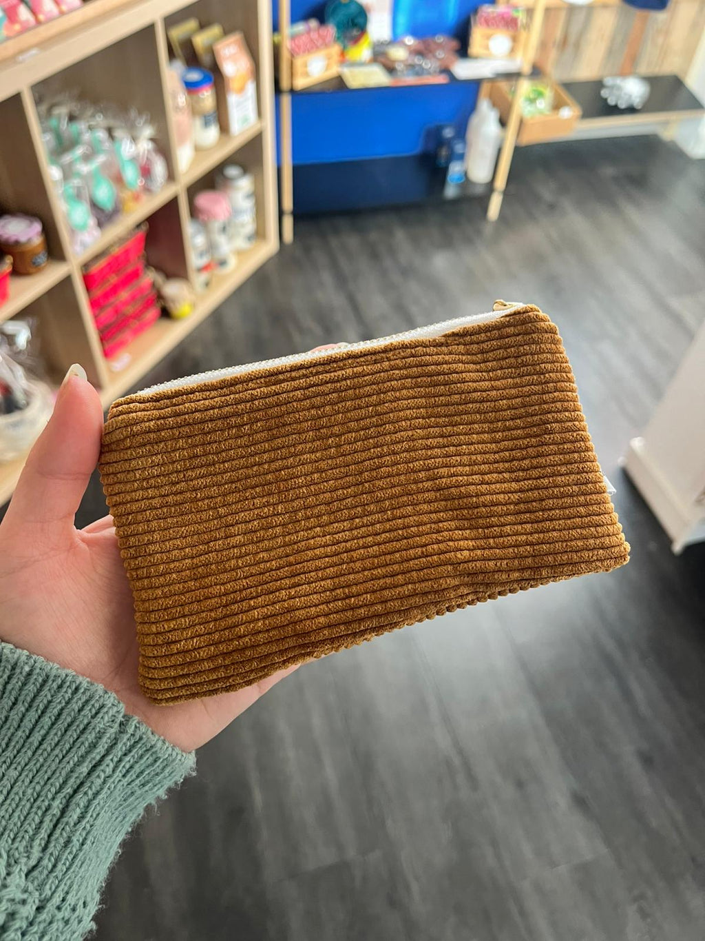 Trousse velours bronze