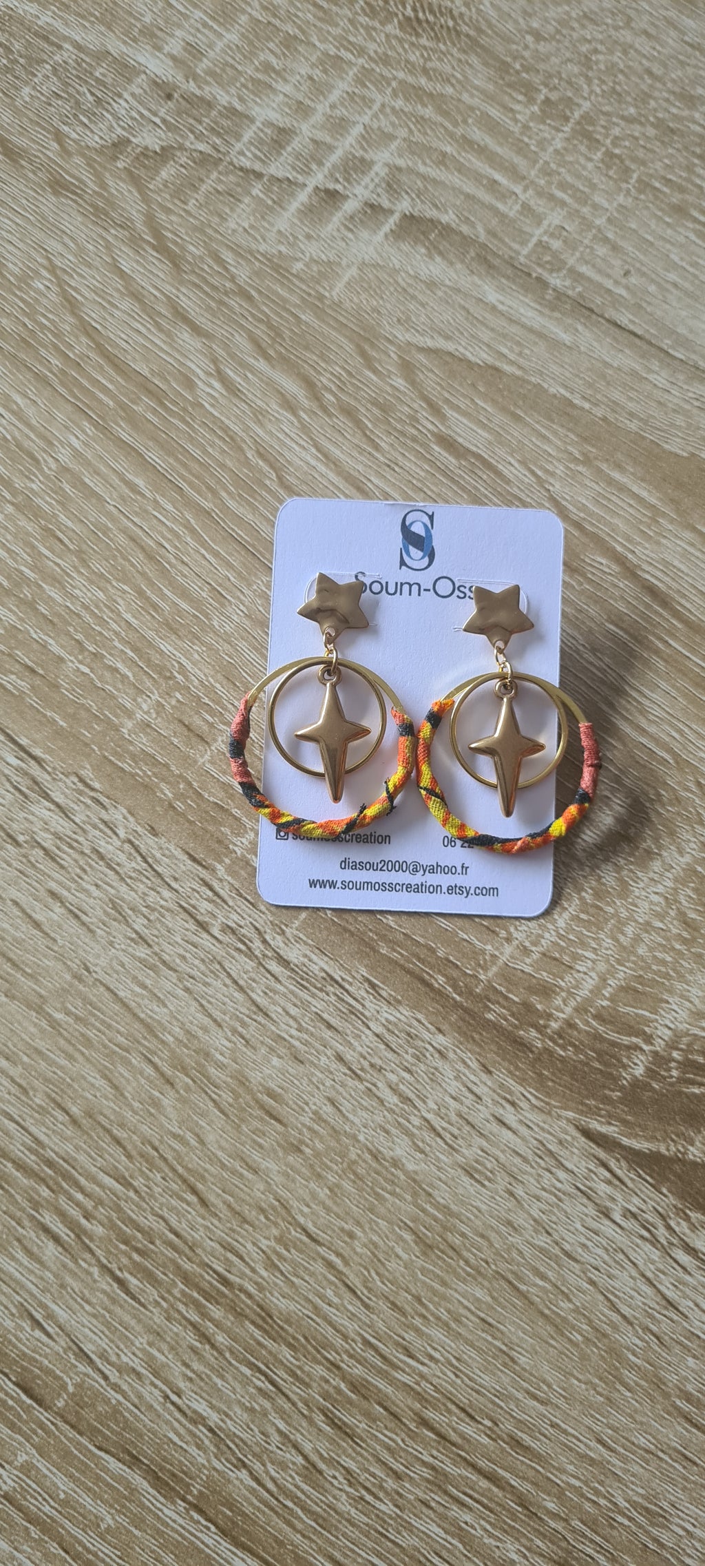 Boucles d'oreilles en wax