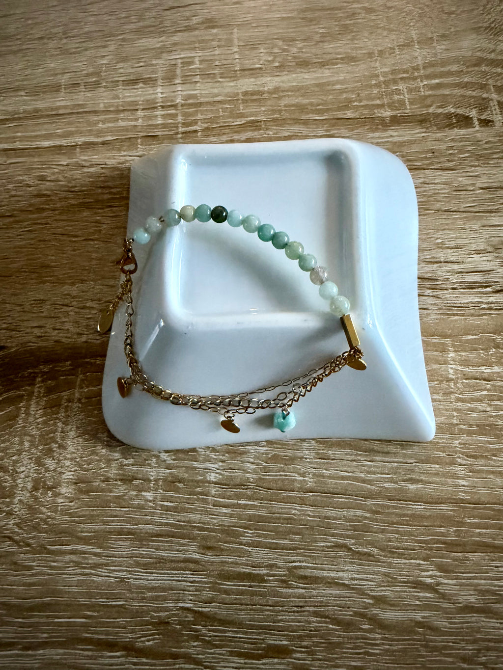 Bracelet Amazonite et Double Chaîne Dorée à Pampilles