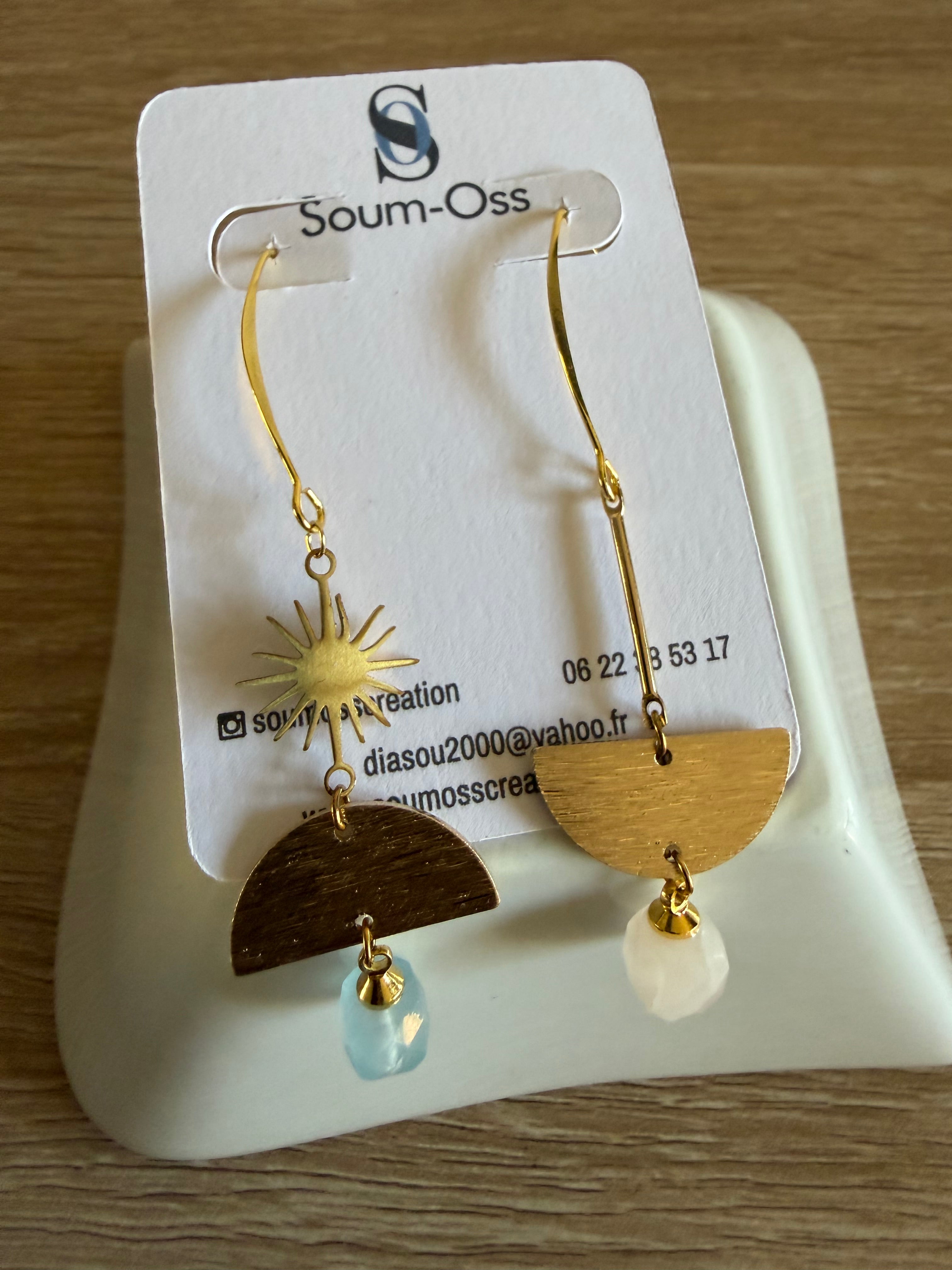 Boucles d’oreilles dépareillées Soléa