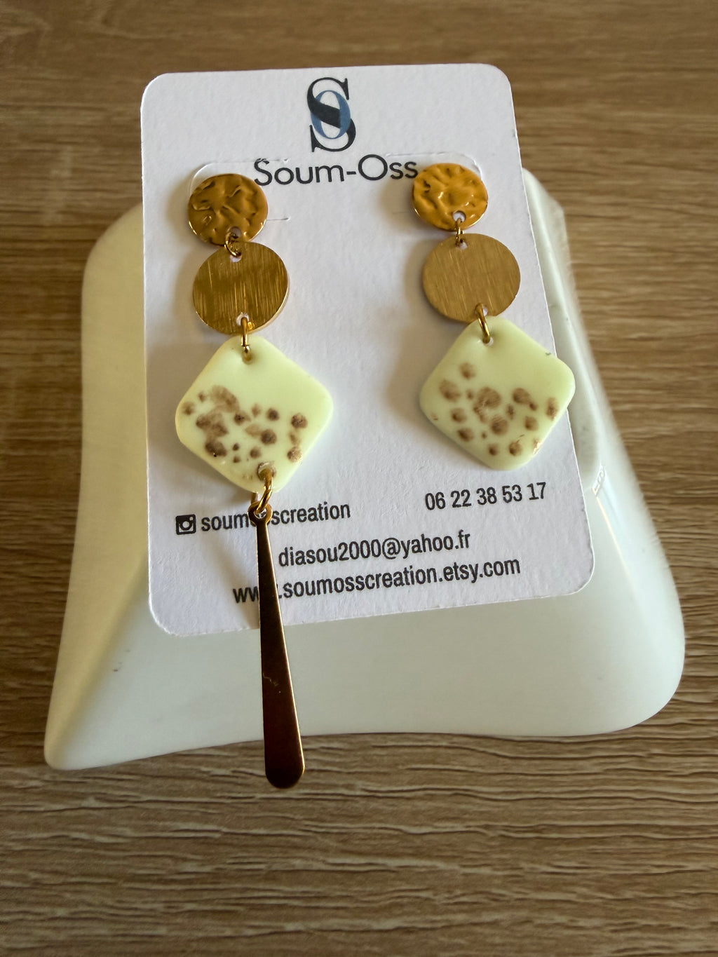 Boucles d'oreilles dépareillées Oria