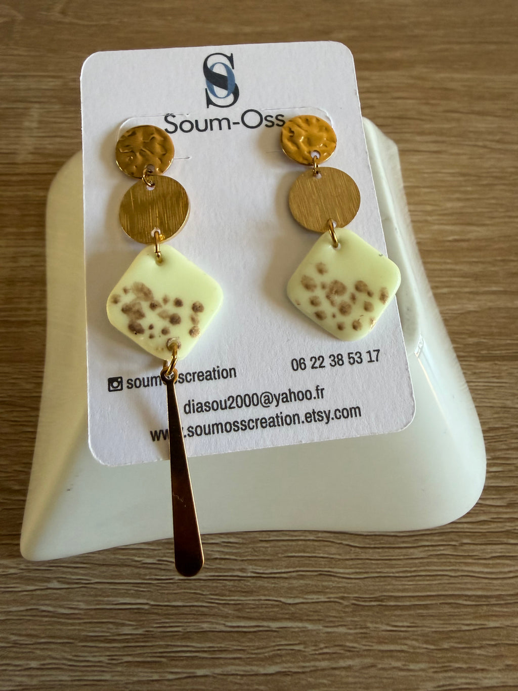 Boucles d'oreilles dépareillées Oria