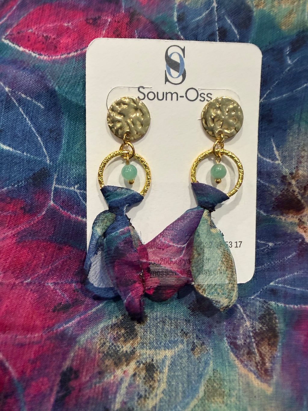 Boucles d’oreilles en mousseline de soie pierre naturelle