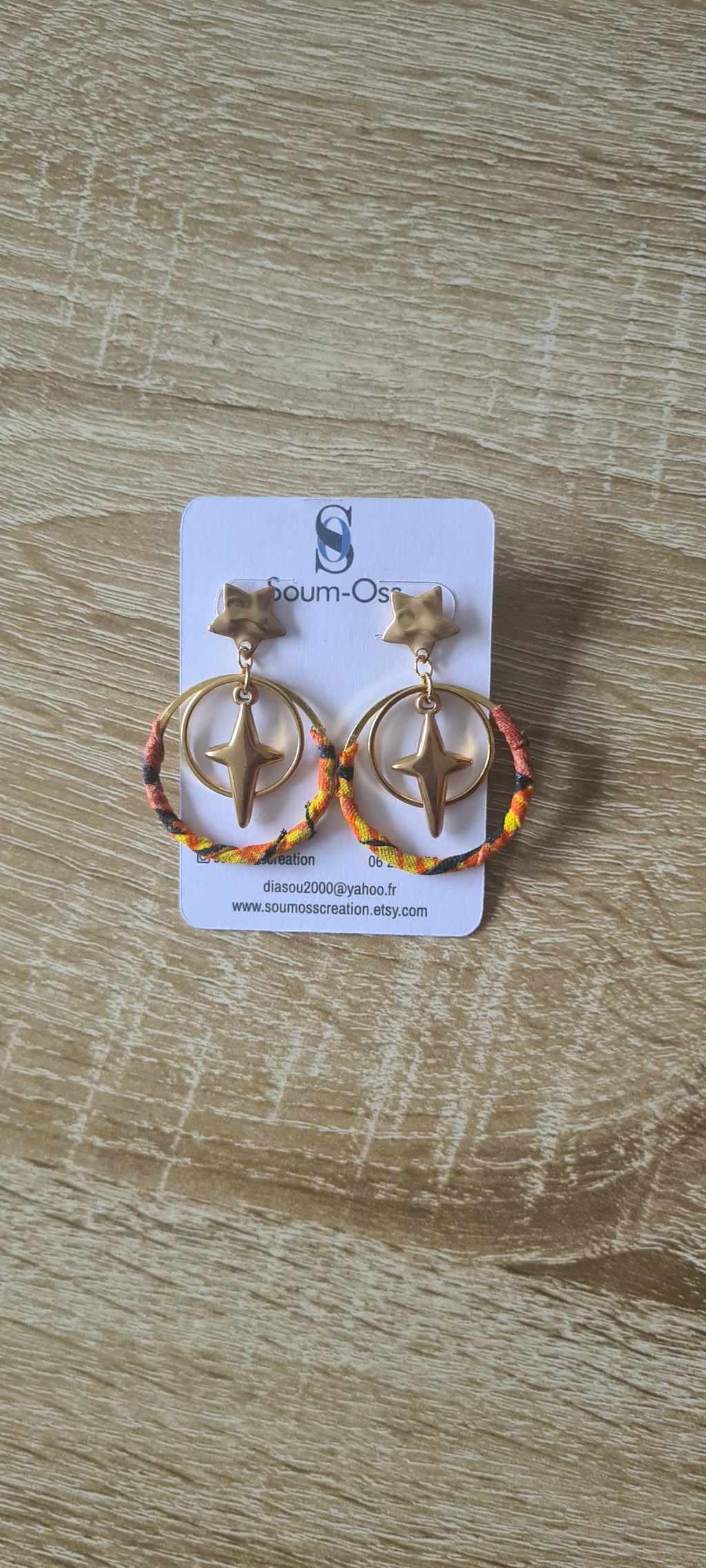 Boucles d'oreilles en wax